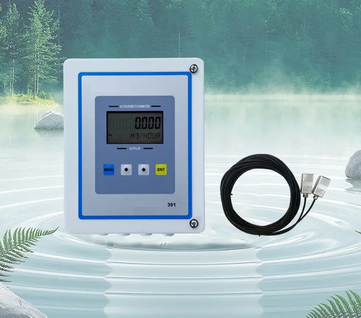 MCA 301 misuratore di portata Doppler fisso clamp-on su tubo fanghi