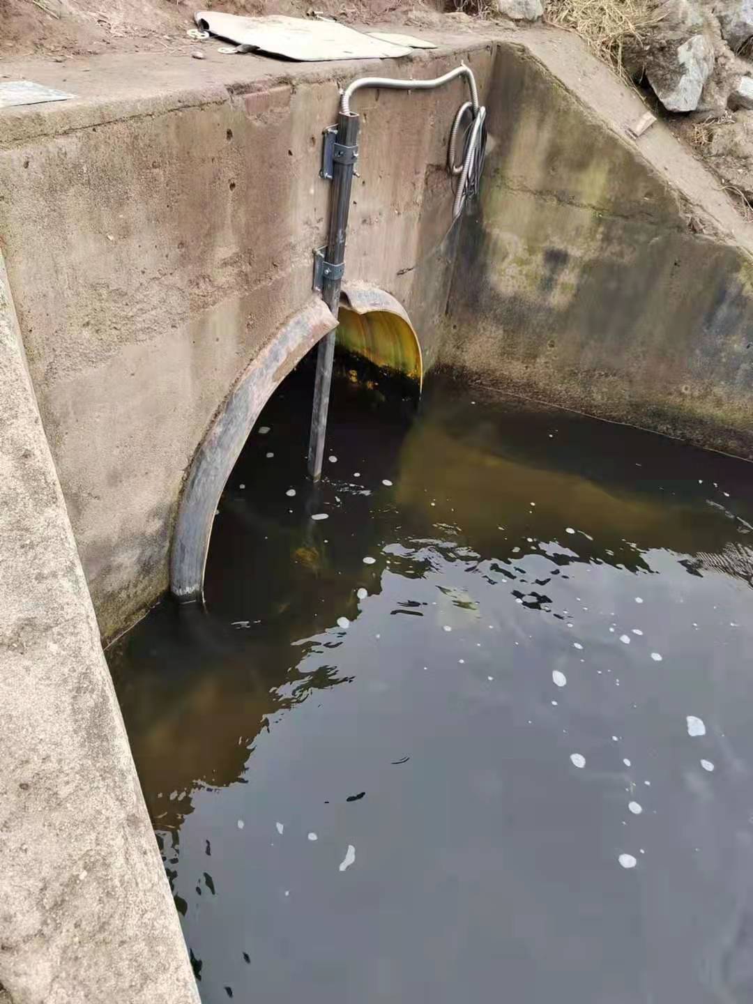 MCA 501 misuratore di portata per canale aperto installato